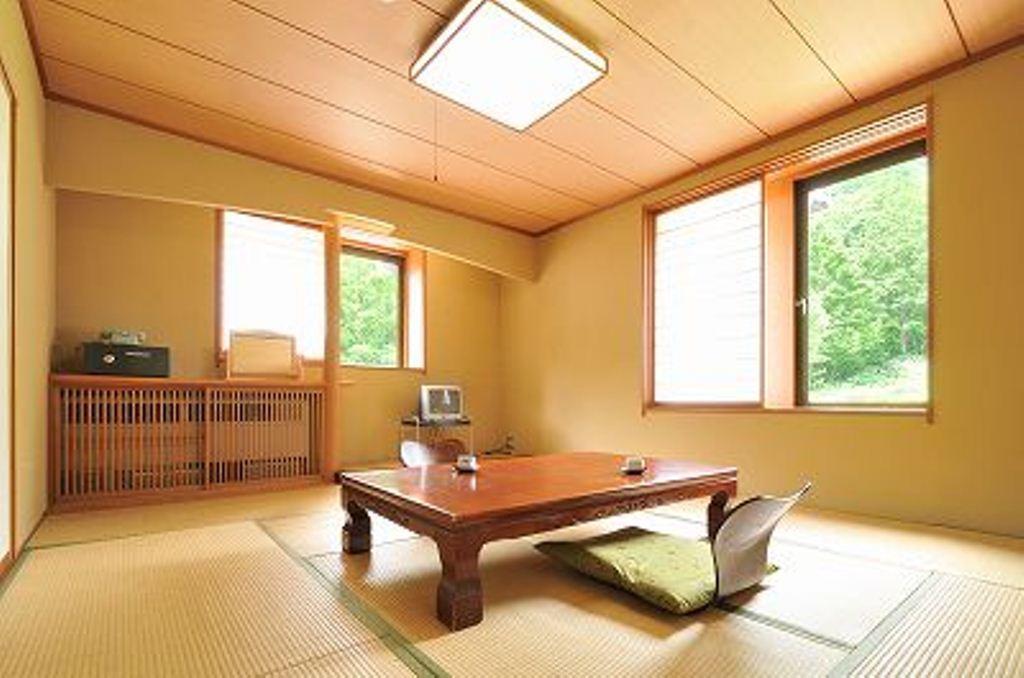 Lodge Tsubame Highland Lodge燕ハイランドロッジ
